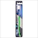 -Escova-Dental-Oral-b-Ortodontica-Macia-Sortida-1-Unidade